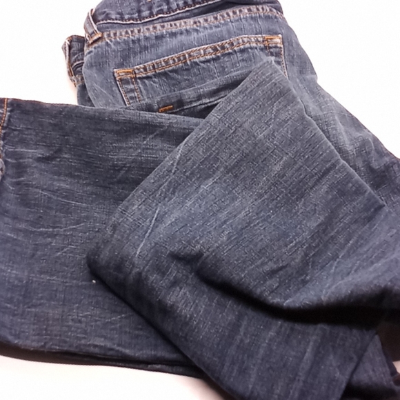 American Eagles Outfitters - Picture 14 of 16